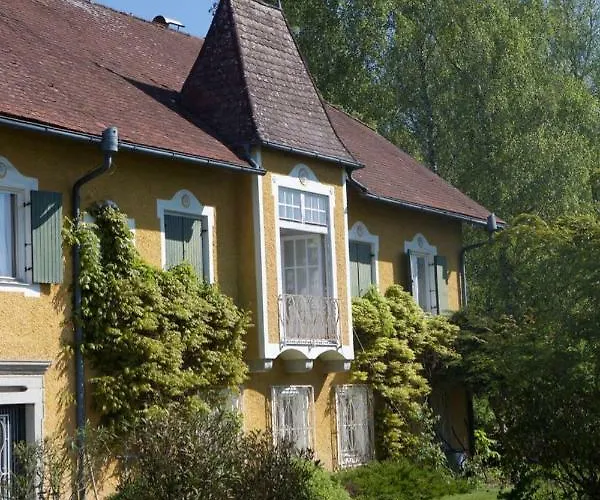 Appartement Schloss Pesenbach Im Freizeitland